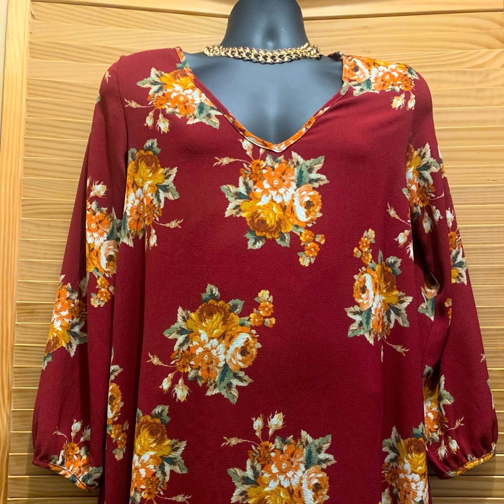 Woman’s size small top